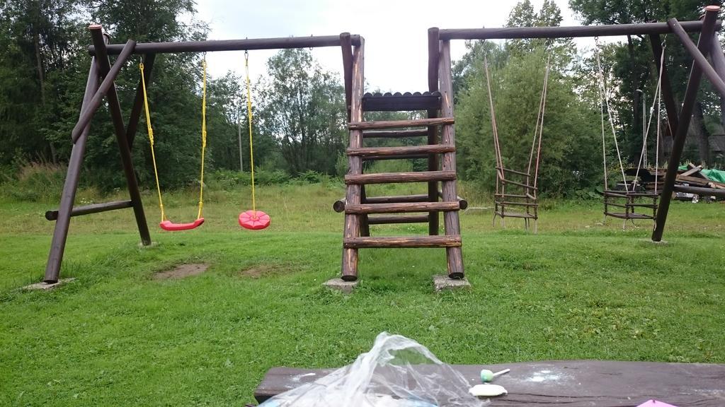 Gospodarstwo Agroturystyczne Bustrycki 波罗宁 外观 照片